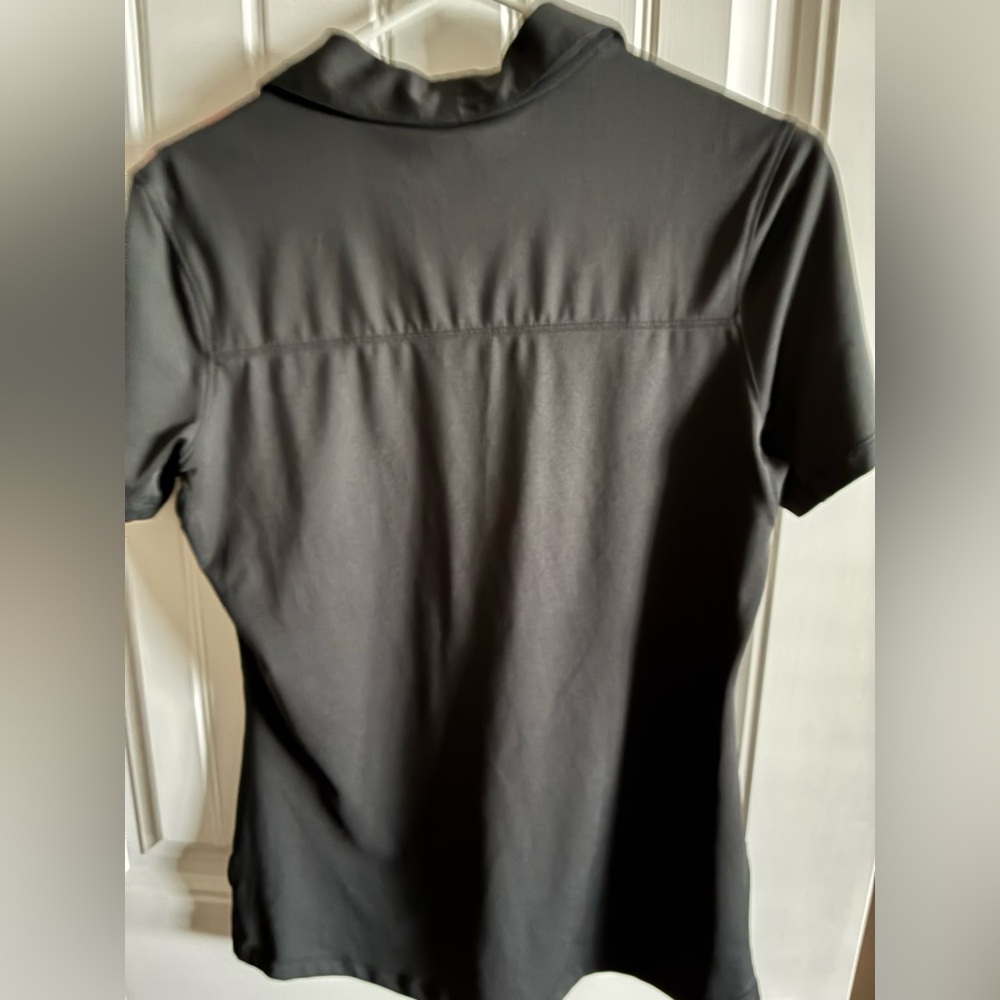 Oakley Black and Pink Sportswear shirt - Picture 2 of 3